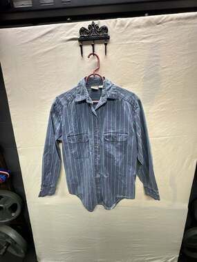 Palmetto's Vintage 90s Multi-Color Striped Long Sleeve Button-Up Shirt
